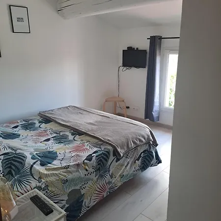 Jolie Petite Maison Proche D Avignon * Vedene