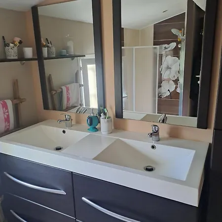 Jolie Petite Maison Proche D Avignon